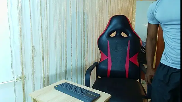 negga cum online show from 23, 2, 2026