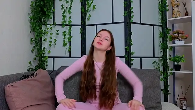 MelvinaEbner online show from 10, 2, 2026