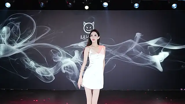 LU-909 online show from 20, 12, 2025