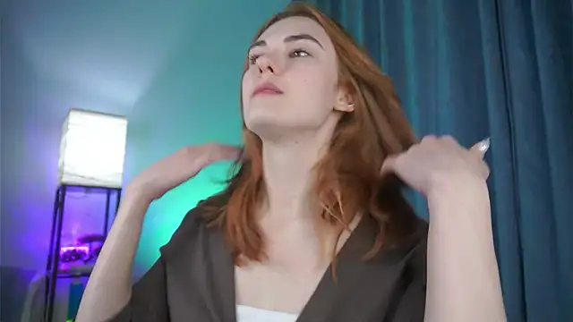 Snapshot of foxy_cute4you chatting on 20, 2, 2026 foxy cute4you online show from 20, 2, 2026