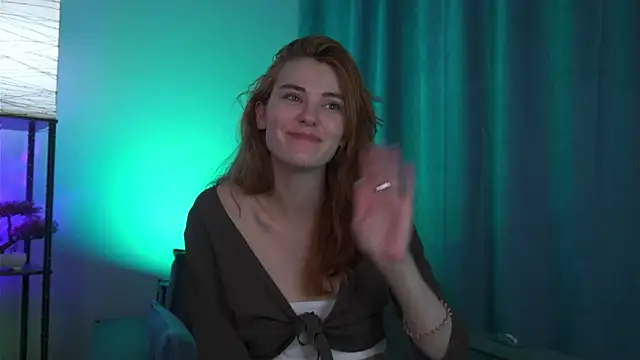 Snapshot of foxy_cute4you chatting on 9, 2, 2026 foxy cute4you online show from 9, 2, 2026