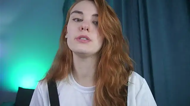 Snapshot of foxy_cute4you chatting on 15, 2, 2026 foxy cute4you online show from 15, 2, 2026