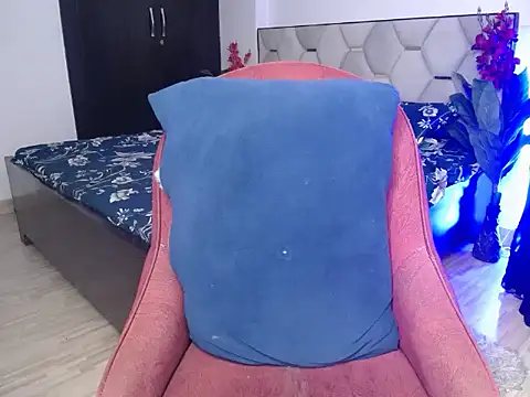 Little princess01 online show from 25, 11, 2025