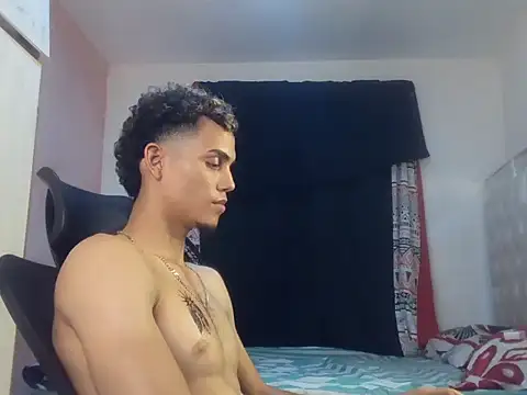 Snapshot of MischievousDuo chatting on 26, 11, 2025 MischievousDuo online show from 26, 11, 2025