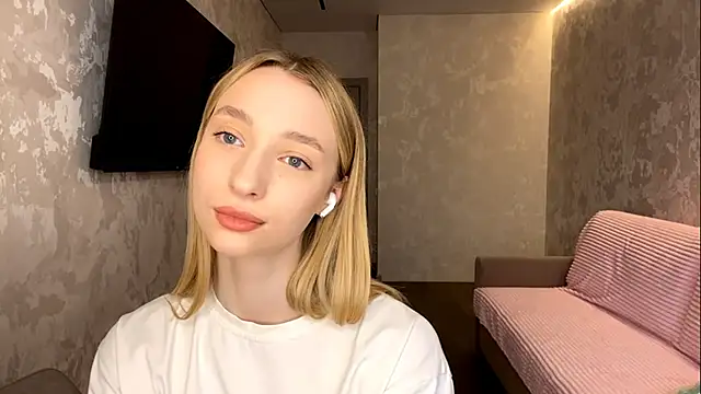 NikyHelton online show from 19, 11, 2025