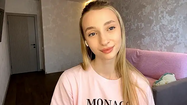 NikyHelton online show from 18, 11, 2025