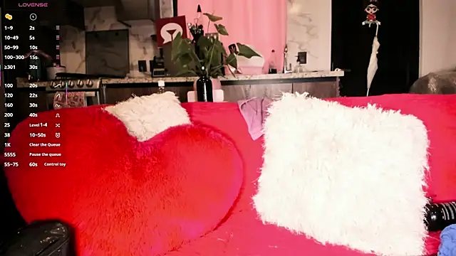 Snapshot of latinbitch chatting on 4, 7, 2026 latinbitch online show from 4, 7, 2026