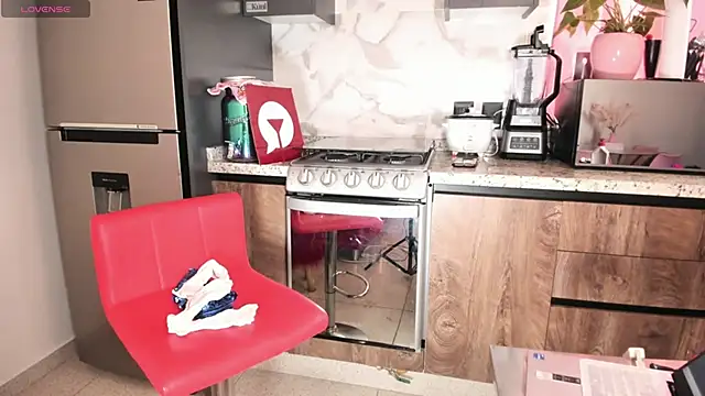 latinbitch online show from 25, 5, 2026