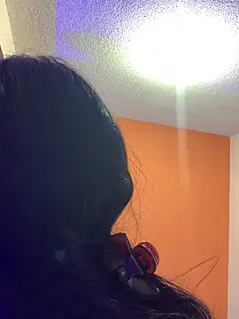 Dannii- online show from 4, 4, 2026