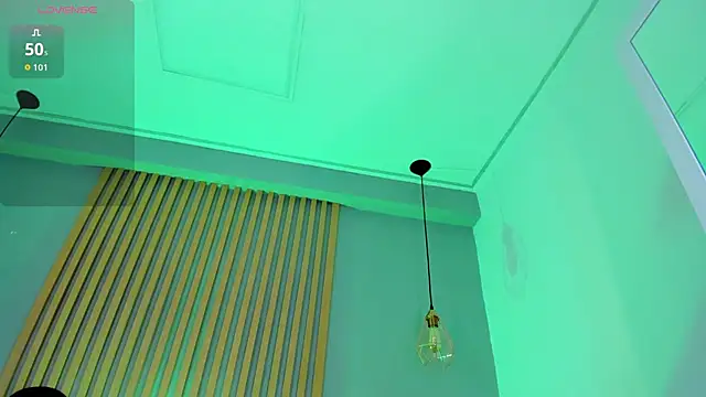 nicolesteele  online show from 18, 12, 2025