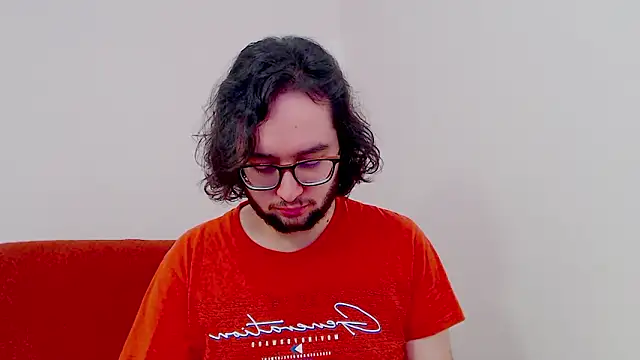 Snapshot of eren_jaeger2000 chatting on 2, 3, 2026 eren jaeger2000 online show from 2, 3, 2026