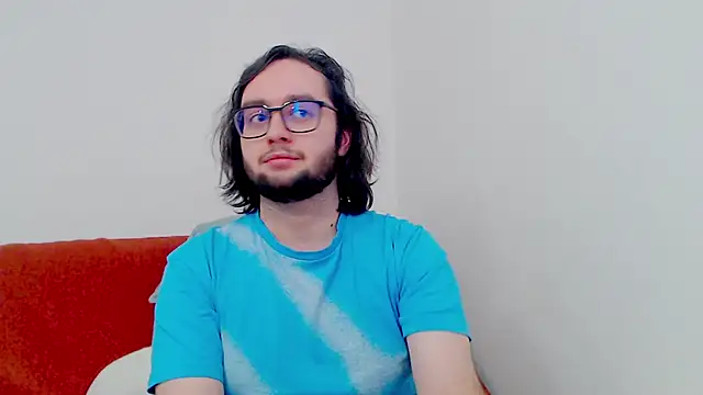 Snapshot of eren_jaeger2000 chatting on 1, 3, 2026 eren jaeger2000 online show from 1, 3, 2026