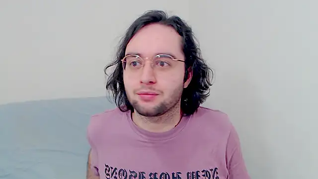 Snapshot of eren_jaeger2000 chatting on 5, 2, 2026 eren jaeger2000 online show from 5, 2, 2026