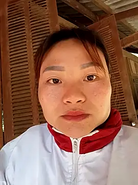 Lee-Thee online show from 23, 11, 2025