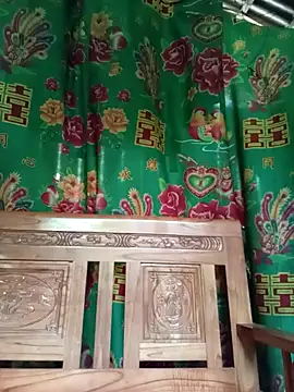 Lee-Thee online show from 2, 12, 2025