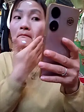 Lee-Thee online show from 30, 11, 2025