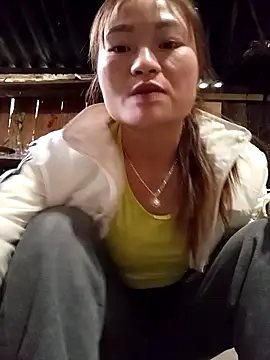 Snapshot of Lee-Thee chatting on 9, 2, 2026 Lee-Thee online show from 9, 2, 2026