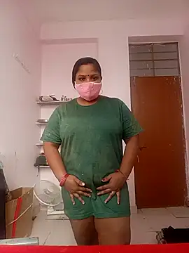 CUTE-LOVE-SWEETS online show from 9, 1, 2026