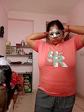 CUTE-LOVE-SWEETS online show from 13, 2, 2026