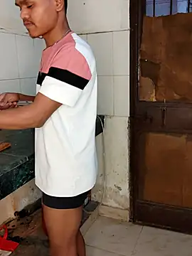 Snapshot of Zinexraj chatting on 1, 3, 2026 Zinexraj online show from 1, 3, 2026