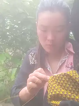 meomeo-00 online show from 4, 12, 2025