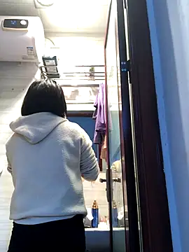 Yes-Baby-A online show from 23, 11, 2025