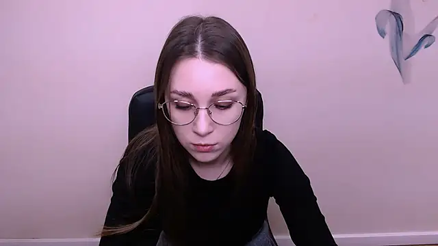 Snapshot of MillaTems_ chatting on 15, 12, 2025 MillaTems online show from 15, 12, 2025