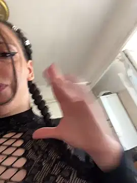 Snapshot of bettyButterfly chatting on 26, 4, 2026 bettyButterfly online show from 26, 4, 2026