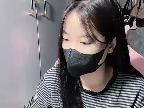 Hellen2999 online show from 18, 12, 2025