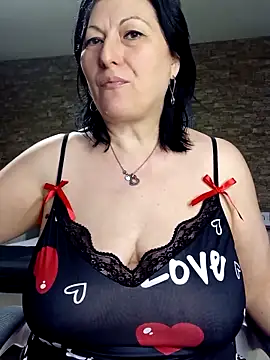 LeillaaX online show from 3, 4, 2026