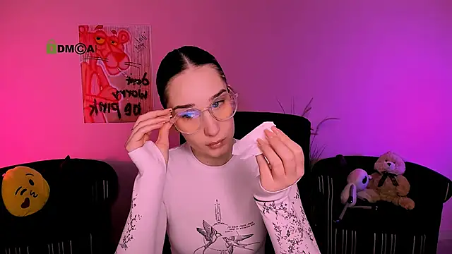  kellykitten  online show from 5, 2, 2026