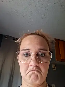 bridald1993 online show from 17, 11, 2025