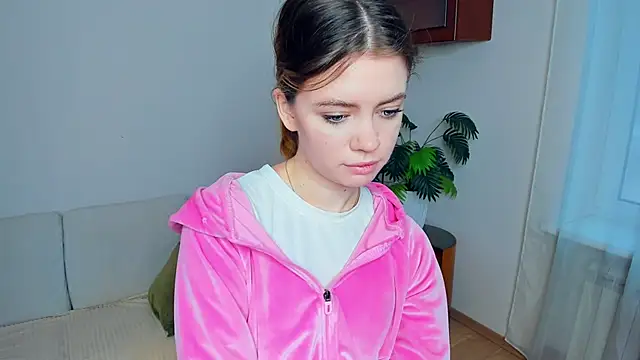 AngelesBenitz online show from 30, 11, 2025