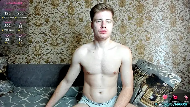 Maxhornyblondieman online show from 7, 3, 2026