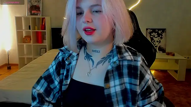 shadow  purrr online show from 22, 11, 2025