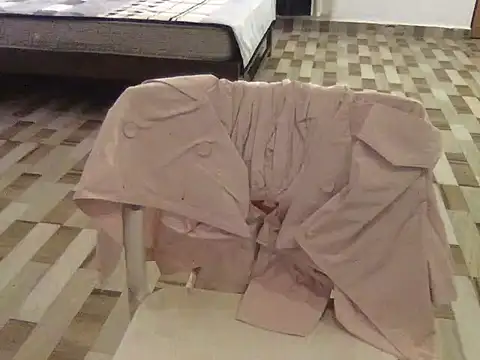 raveena hot online show from 19, 3, 2026