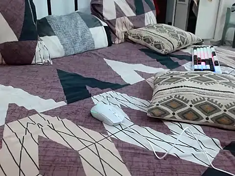 raveena hot online show from 7, 2, 2026