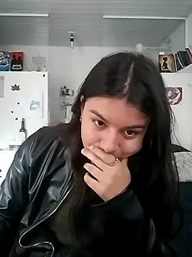 Satanatrix online show from 18, 12, 2025