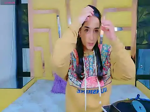 Snapshot of CailinSmith chatting on 21, 11, 2025 CailinSmith online show from 21, 11, 2025