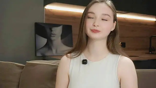 Eliravelvet online show from 18, 11, 2025