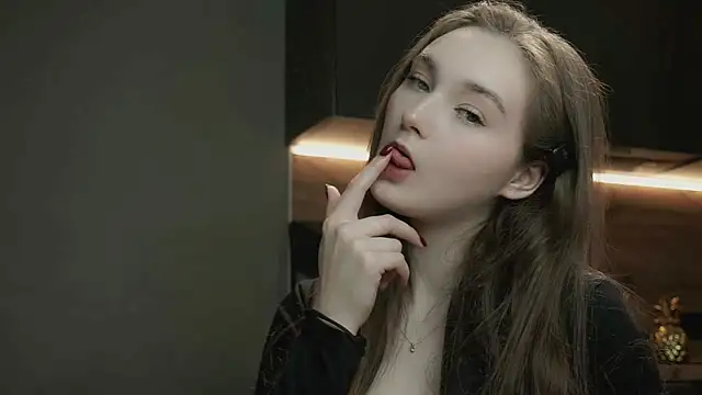 Eliravelvet online show from 27, 11, 2025