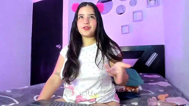 Babyhoney18 online show from 22, 12, 2025