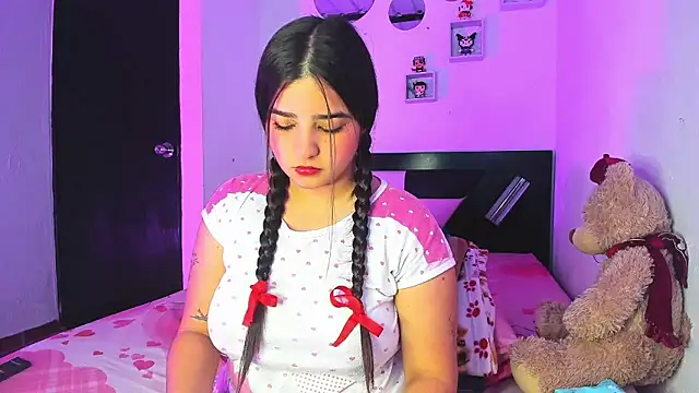 Babyhoney18 online show from 13, 1, 2026