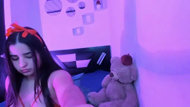 Babyhoney18 online show from 6, 1, 2026