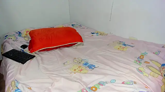 demonychloe online show from 10, 4, 2026