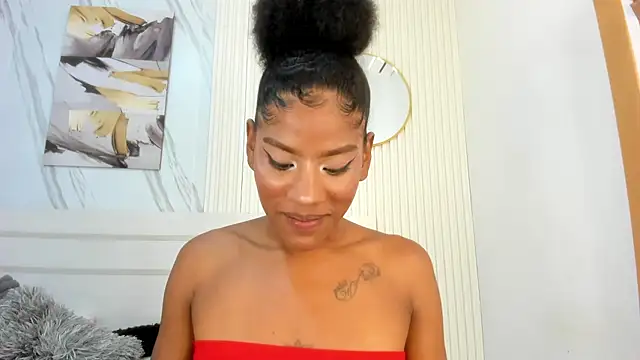 Snapshot of Afro_Luna chatting on 3, 4, 2026 Afro Luna online show from 3, 4, 2026