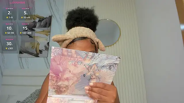 Afro Luna online show from 6, 2, 2026