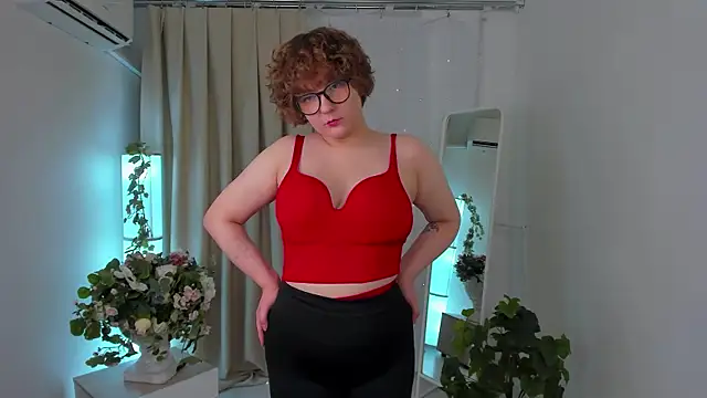 Snapshot of melissa___moore chatting on 22, 11, 2025 melissa moore online show from 22, 11, 2025