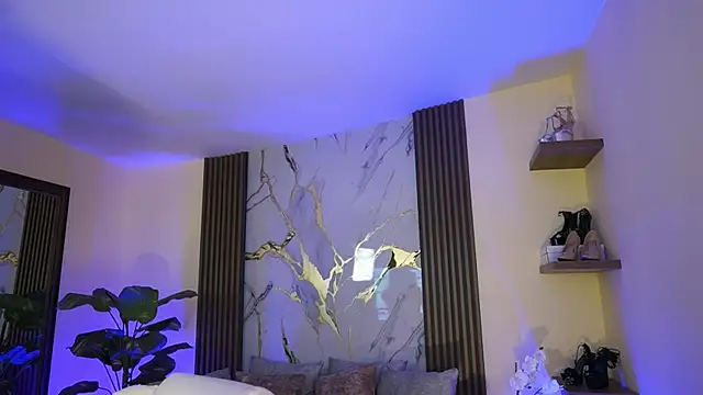 MeganLowell online show from 12, 1, 2026