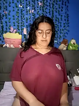 Snapshot of Mailly_Gabby chatting on 24, 11, 2025 Mailly Gabby online show from 24, 11, 2025